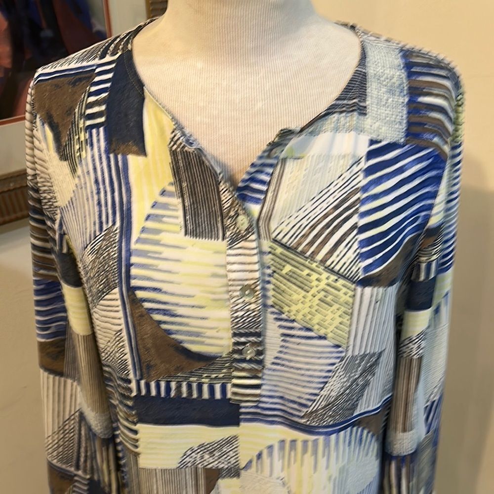 Chico’s Abstract Patterned Asymmetrical Hem Women… - image 4